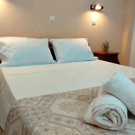 Apartment Nikos 3 *